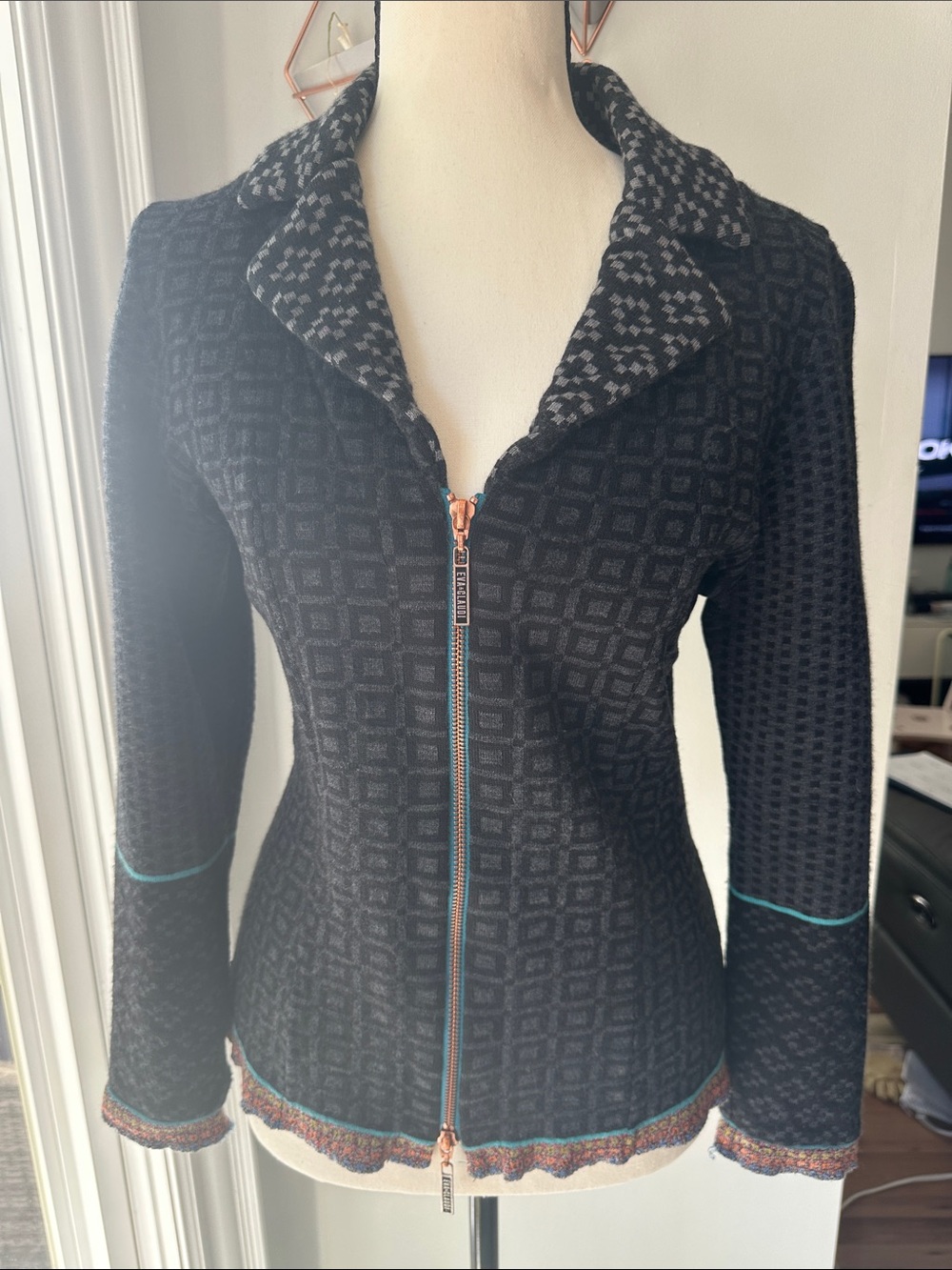 EVA & CLAUDI Denmark Designer WOOL Black Zip-Up Jacket Cardigan Sweater Small